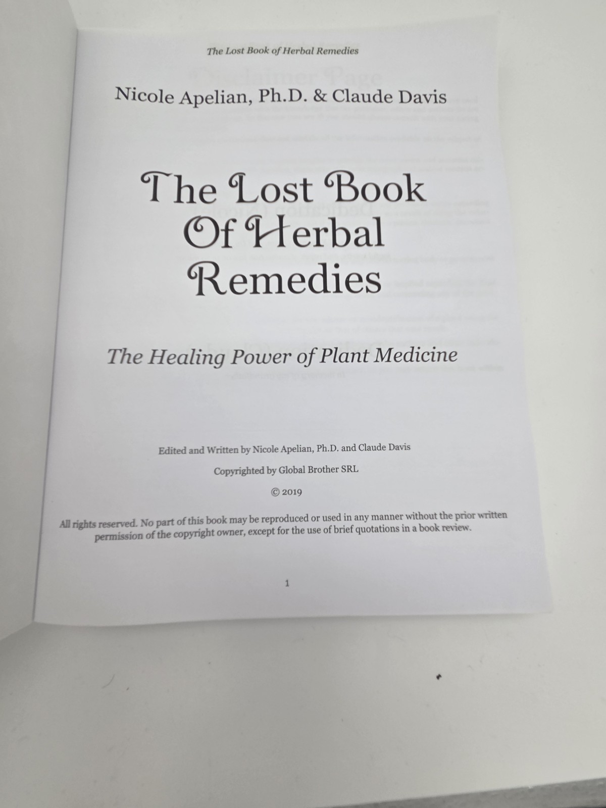 Paperback; The Lost Book of Herbal Remedies; Nicole Apelian & Claude Davis A16