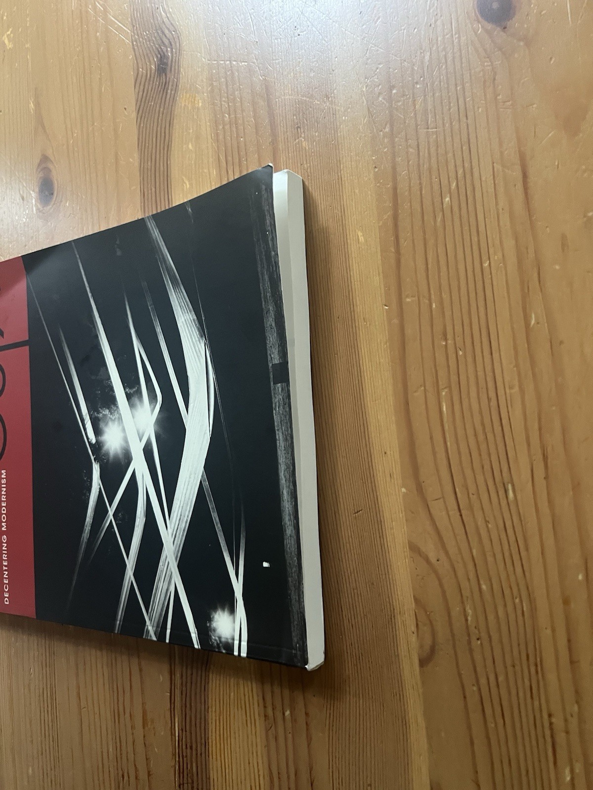 Ming Tiampo Gutai: Decentering Modernism Paperback Postwar Japanese Art