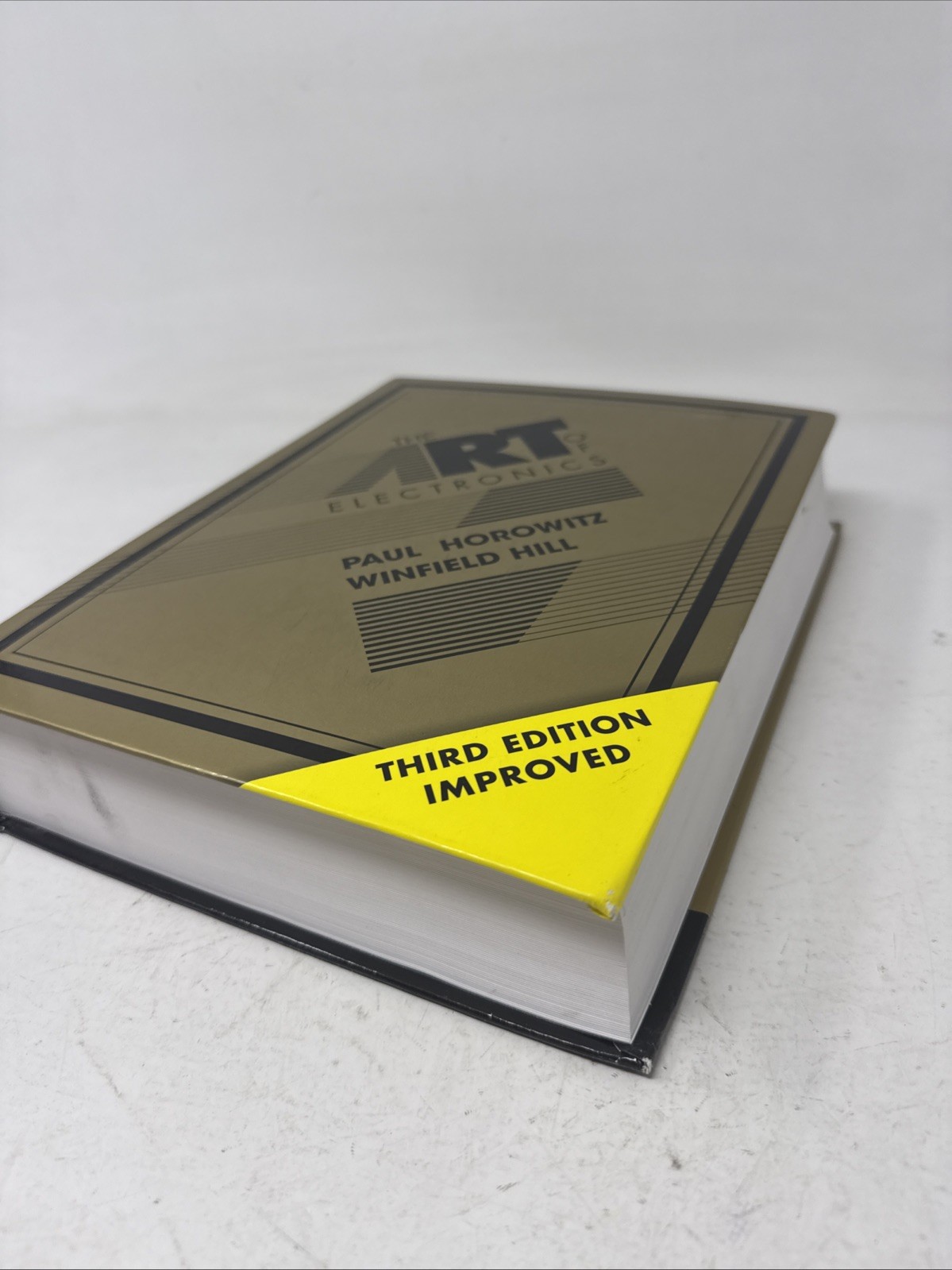 The Art of Electronics 3rd Edition Improved *Text Like New W/ Back Cover Crease