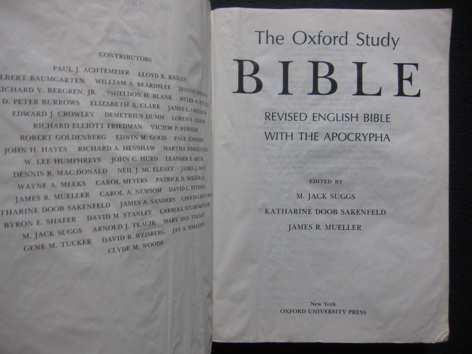 The Oxford Study Bible: Revised English Bible with the Apocrypha [Paperback] S..