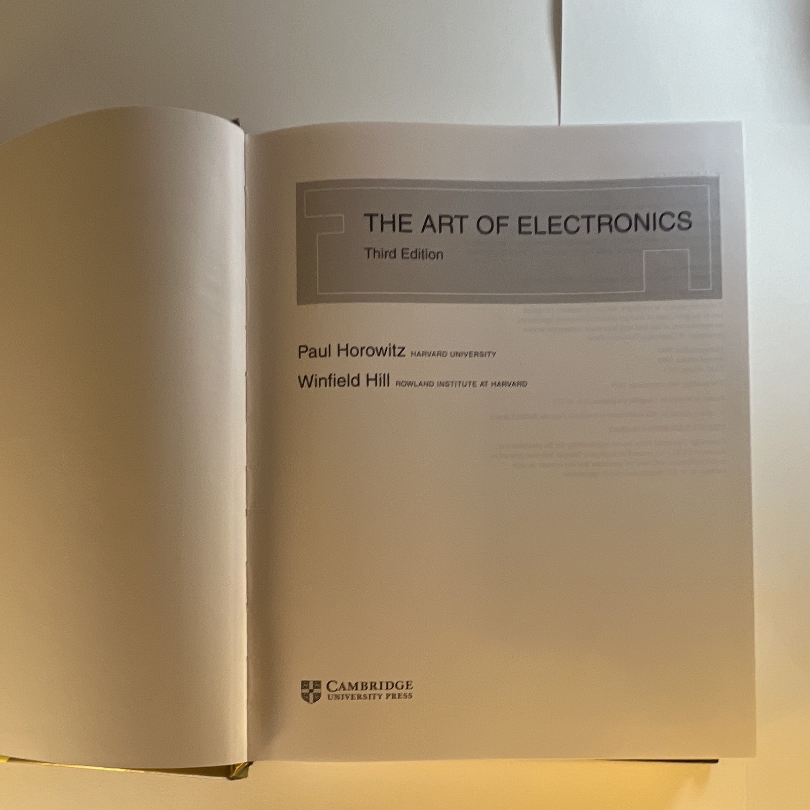 The Art of Electronics 3rd Ed Horowitz/Hill 2015 HC Cambridge Univ Press