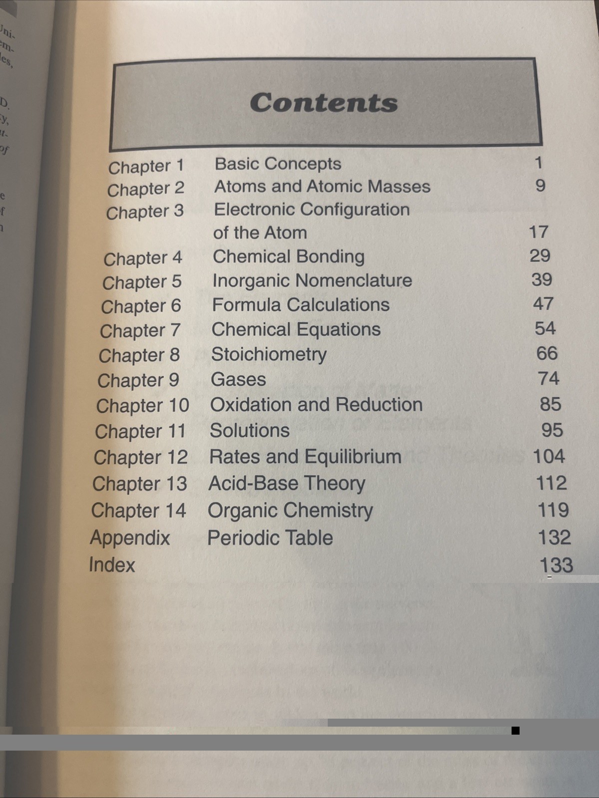 Schaum’s Easy Outlines Ser.: Schaum’s Easy Outline of Beginning Chemistry #052