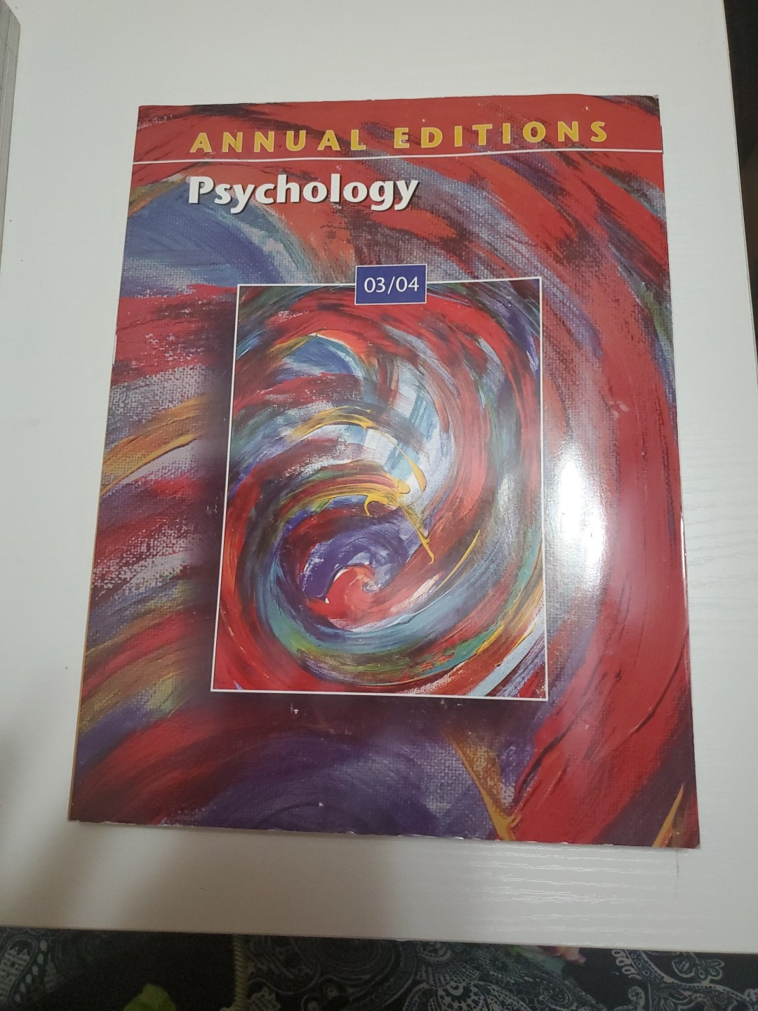 Annual Editions Psychology 03/04 Dushkin McGraw Hill Trade Paperback Textbook