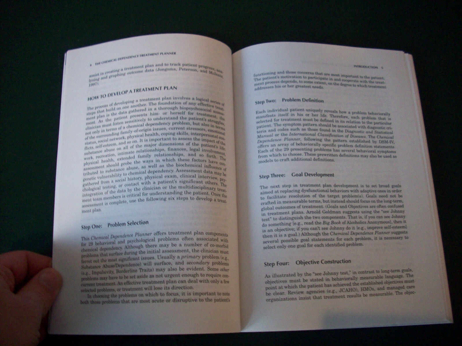 The Chemical Dependence Treatment Planner (with TS Upgrade) Paperback – GOOD