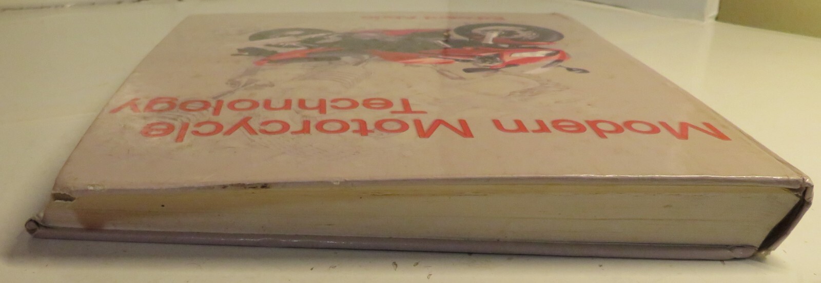 Modern Motorcycle Technology Edward Abdo Delmar Cengage Learning 2009 Barely Use