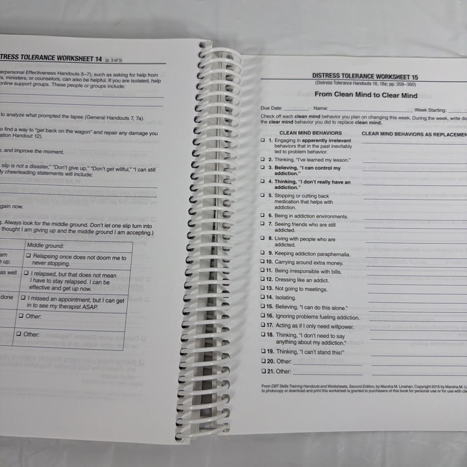 DBT Skills Training Handouts and – Paperback, by Linehan Marsha M – EXCELLENT