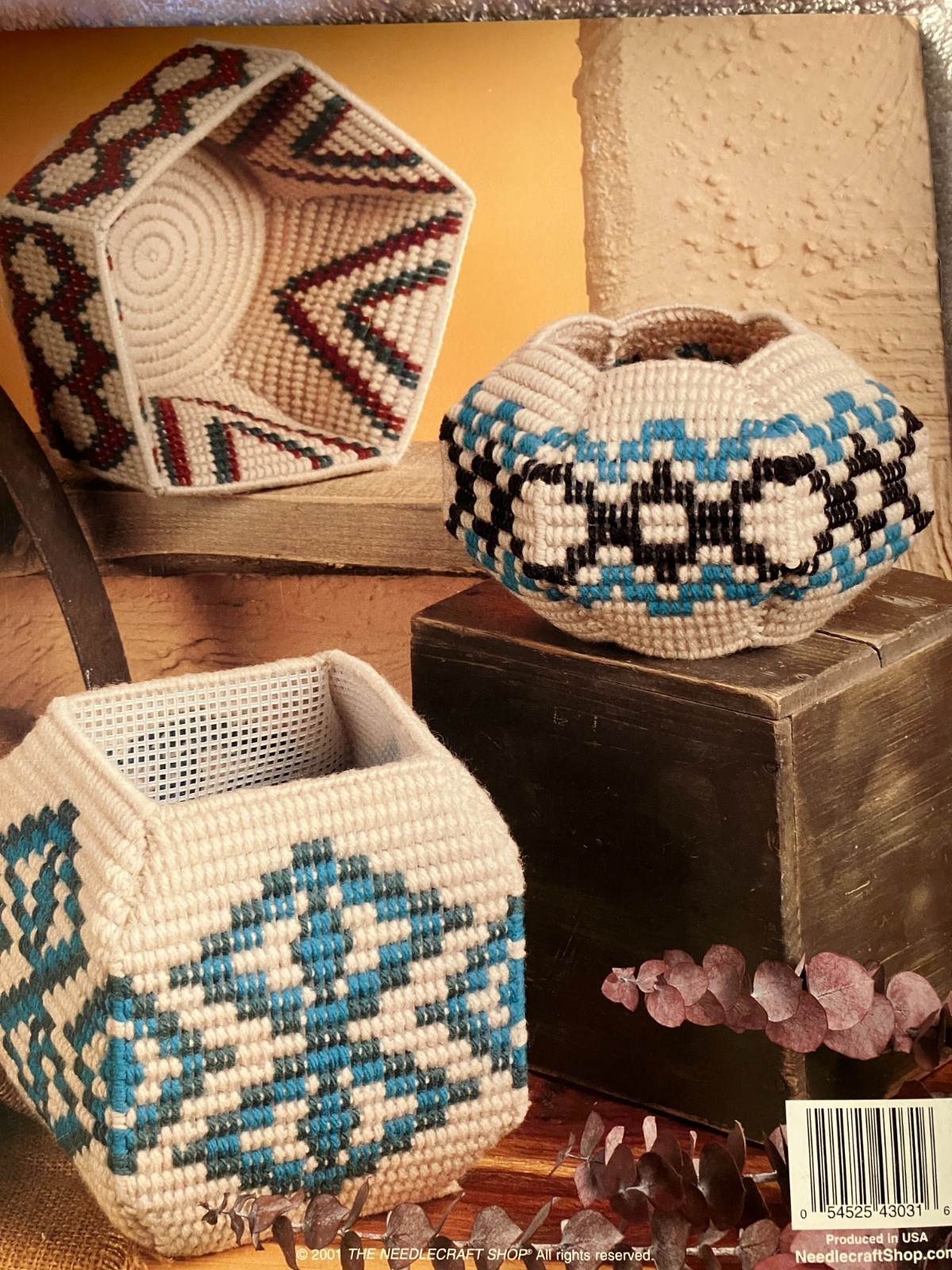 USED INDIAN POTTERY BASKETS 8 DESIGNS PLASTIC CANVAS PATTERN BOOKLET 11 Pages