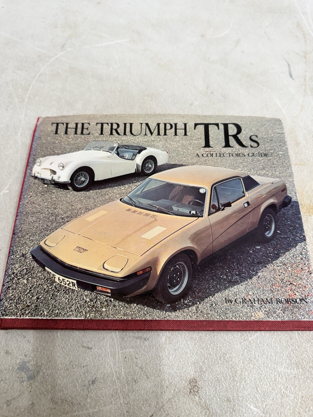 Triumph TR’s: A Collector’s Guide (Collector’s G… by Robson, Graham 0900549637