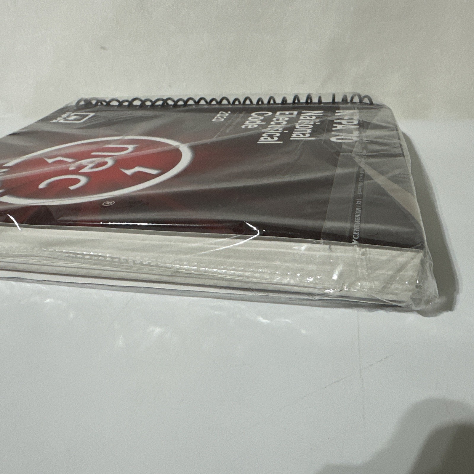 NFPA 70 National Electrical Code (NEC) 2020 Edition Spiral usa stock Brand NEW
