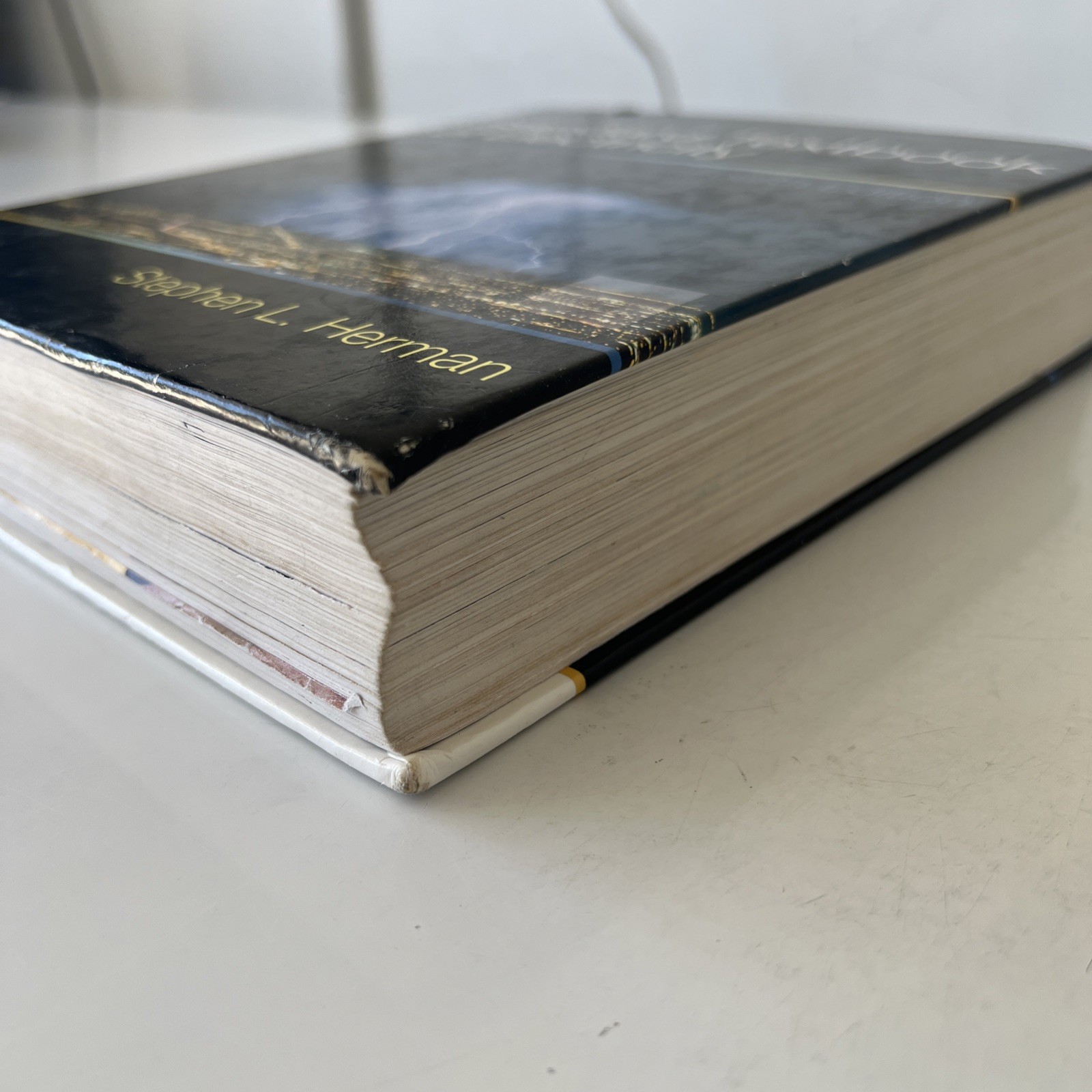 Delmar’s Standard Textbook of Electricity, 4th Edition. Hardcover 9781418065805
