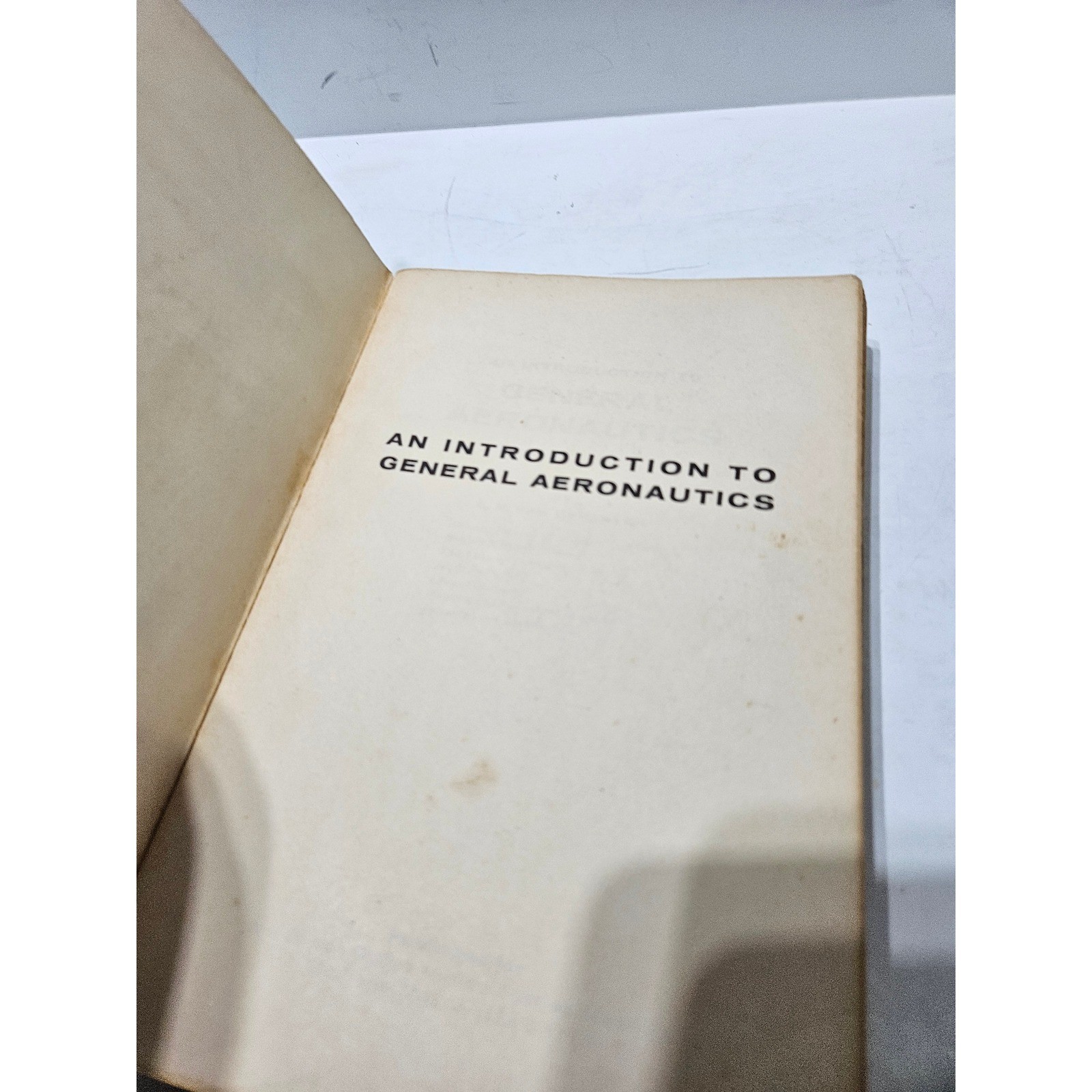 E700 An Introduction to General Aeronautics Second Edition by Deventer 1970