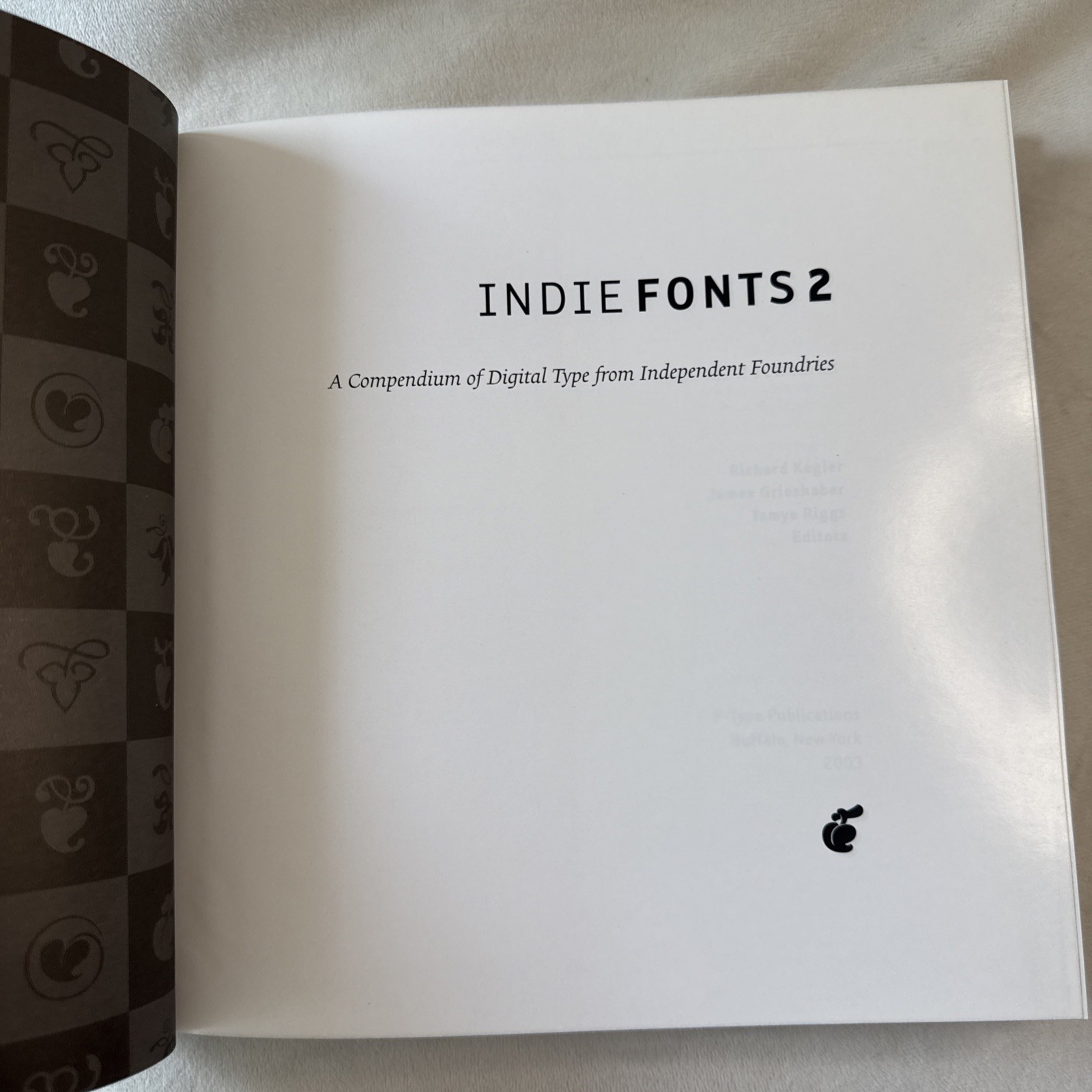 INDIE FONTS 2 By Richard Kegler & James Grieshaber – Hardcover