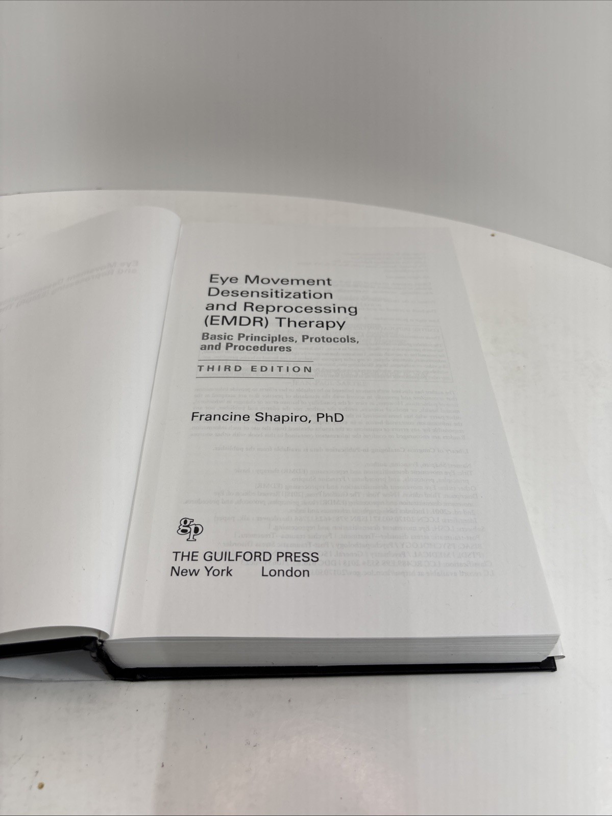 Eye Movement Desensitization and Reprocessing (EMDR) Therapy : Basic Principles,