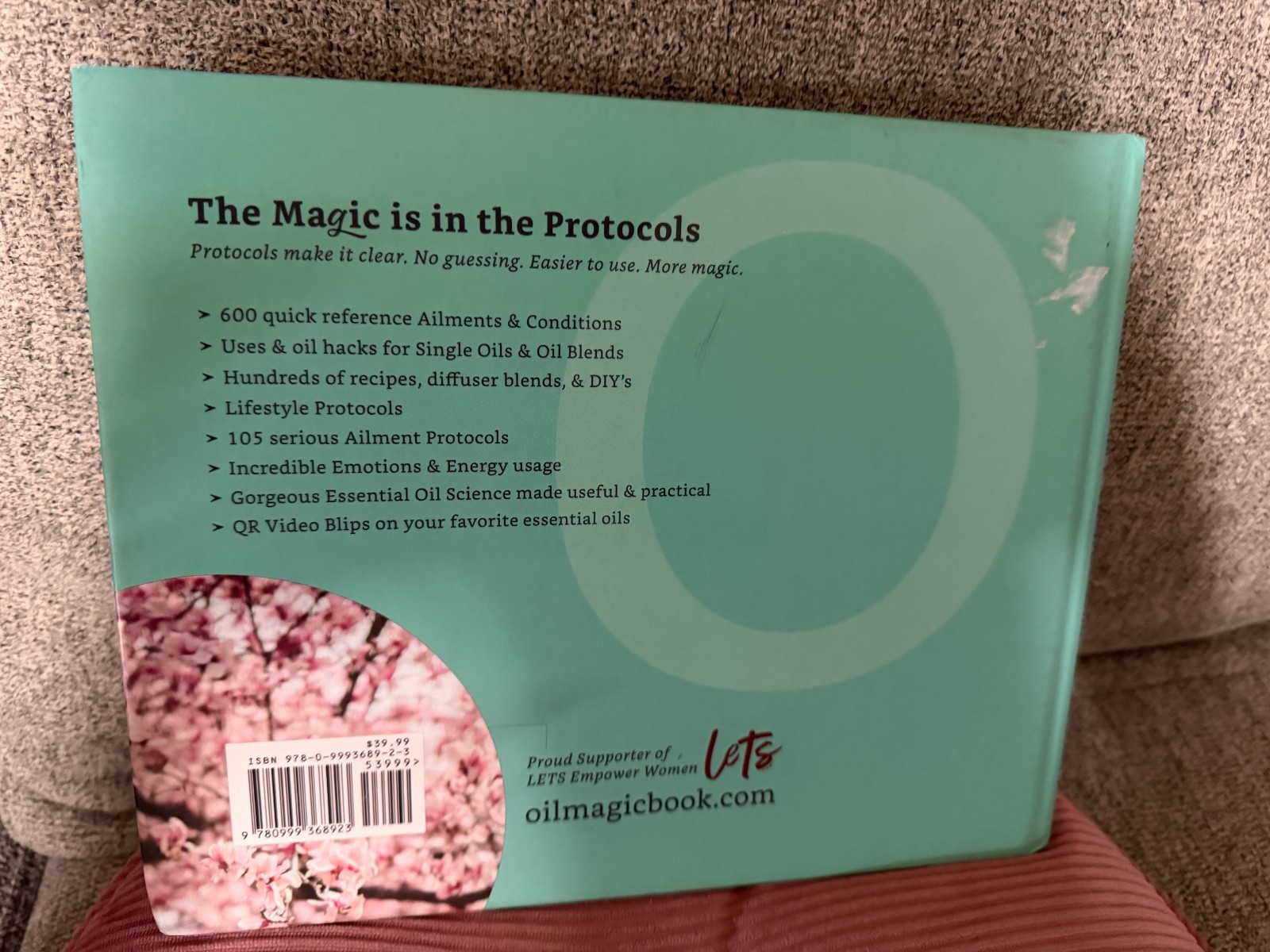 ADVANCED Oil Magic Essential Oils Reference Guide Aromatherapy & Natural Wellnes