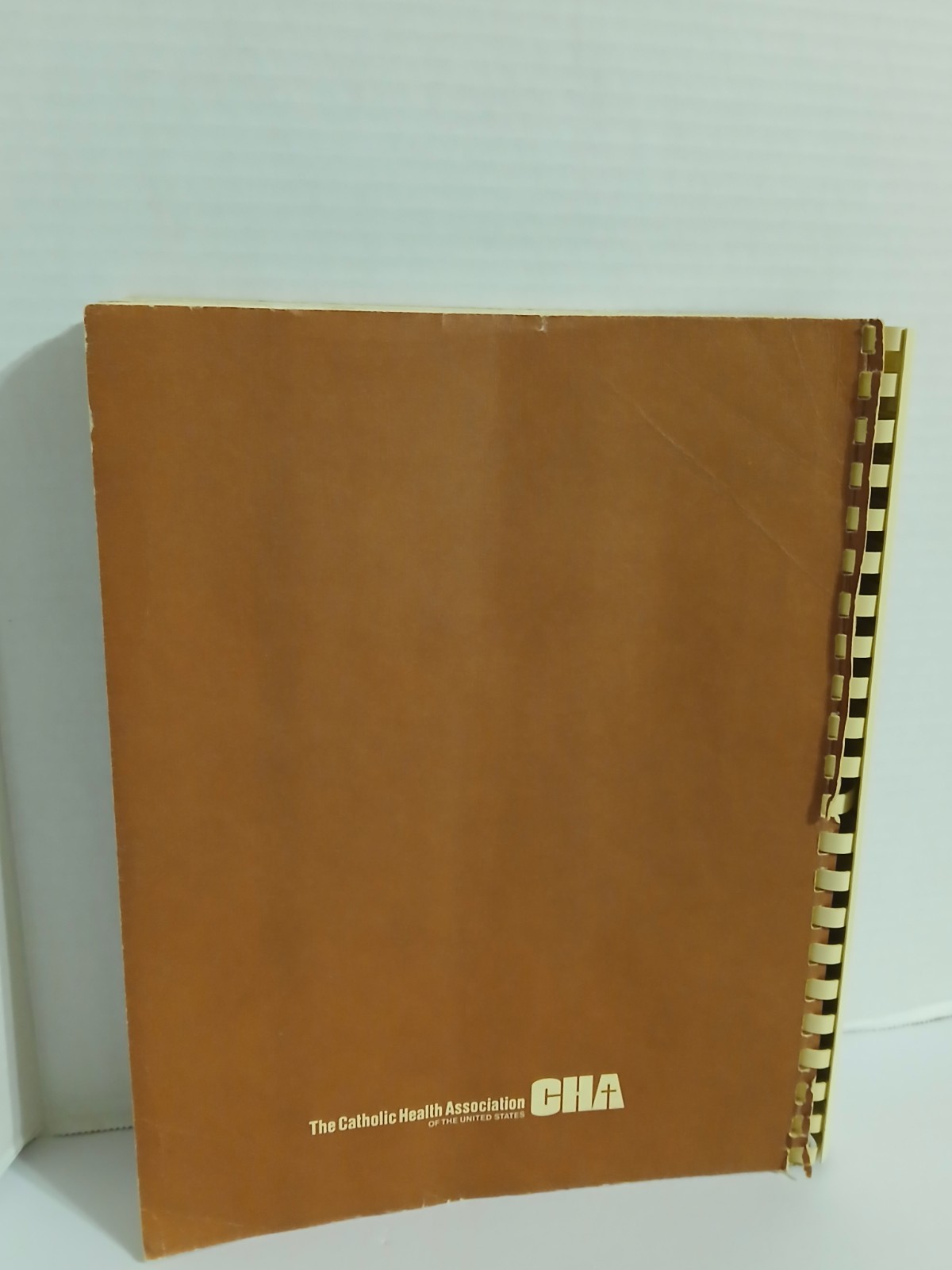 MATERIALS MANAGEMENT: POLICY AND PROCEDURE MANUAL By Jamie C. Kowalski 1982