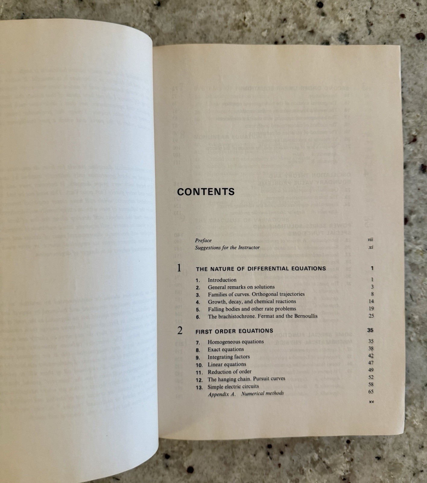 Differential Equations w/Applications & Historical Notes, Simmons 1972 HC