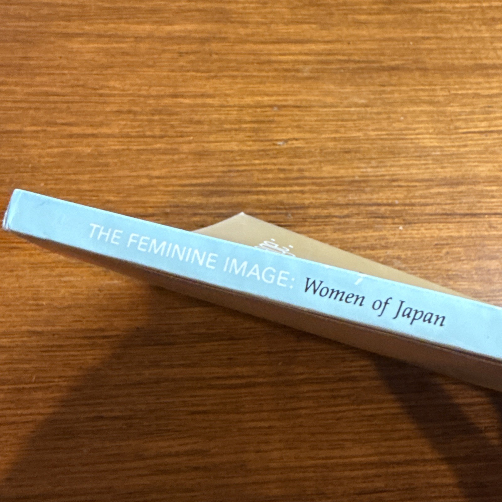 FEMININE IMAGE: WOMEN OF JAPAN By Sanna Saks Deutsch & Howard A. Link