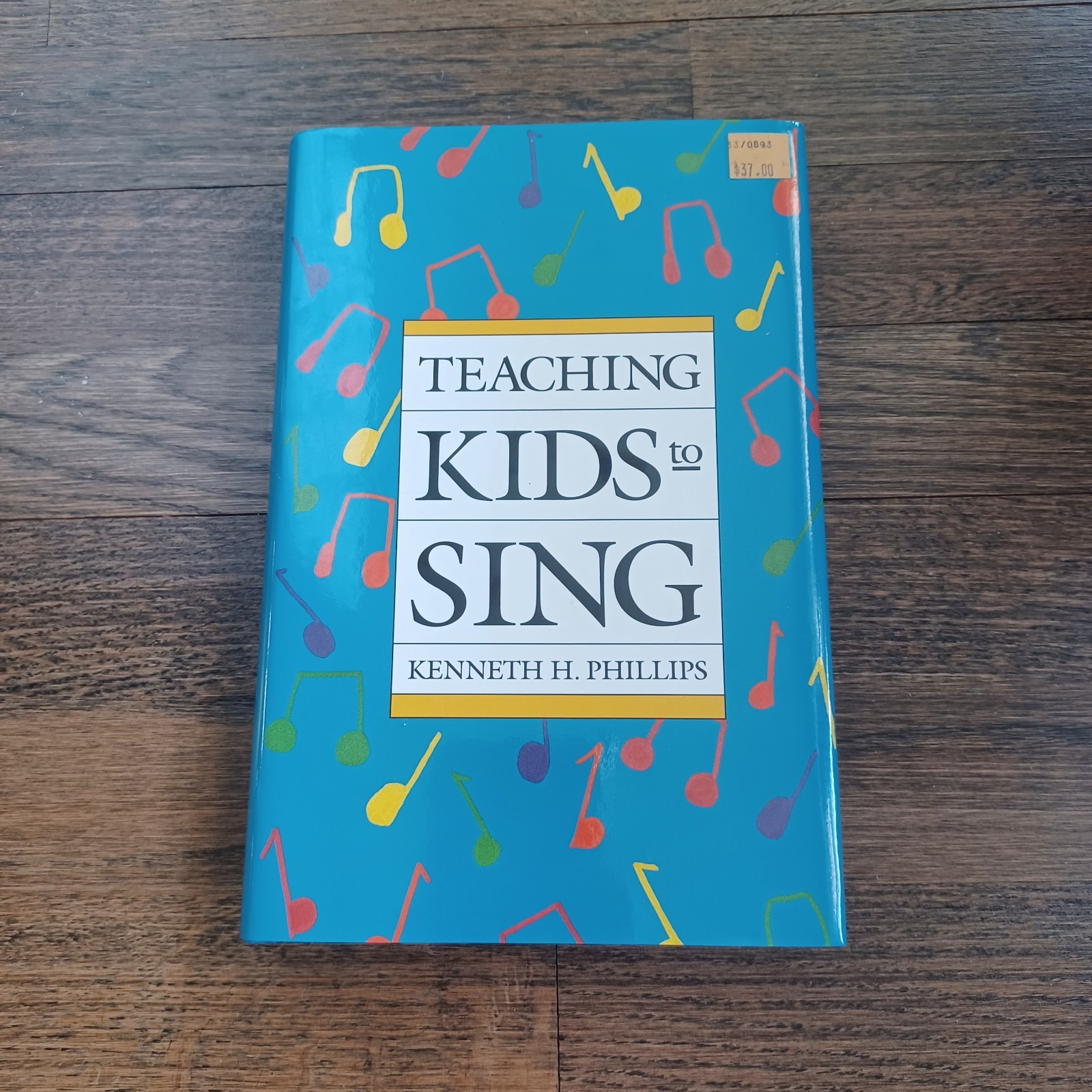 Teaching Kids to Sing Kenneth H. Phillips 1992 Music Education Schirmer Nice