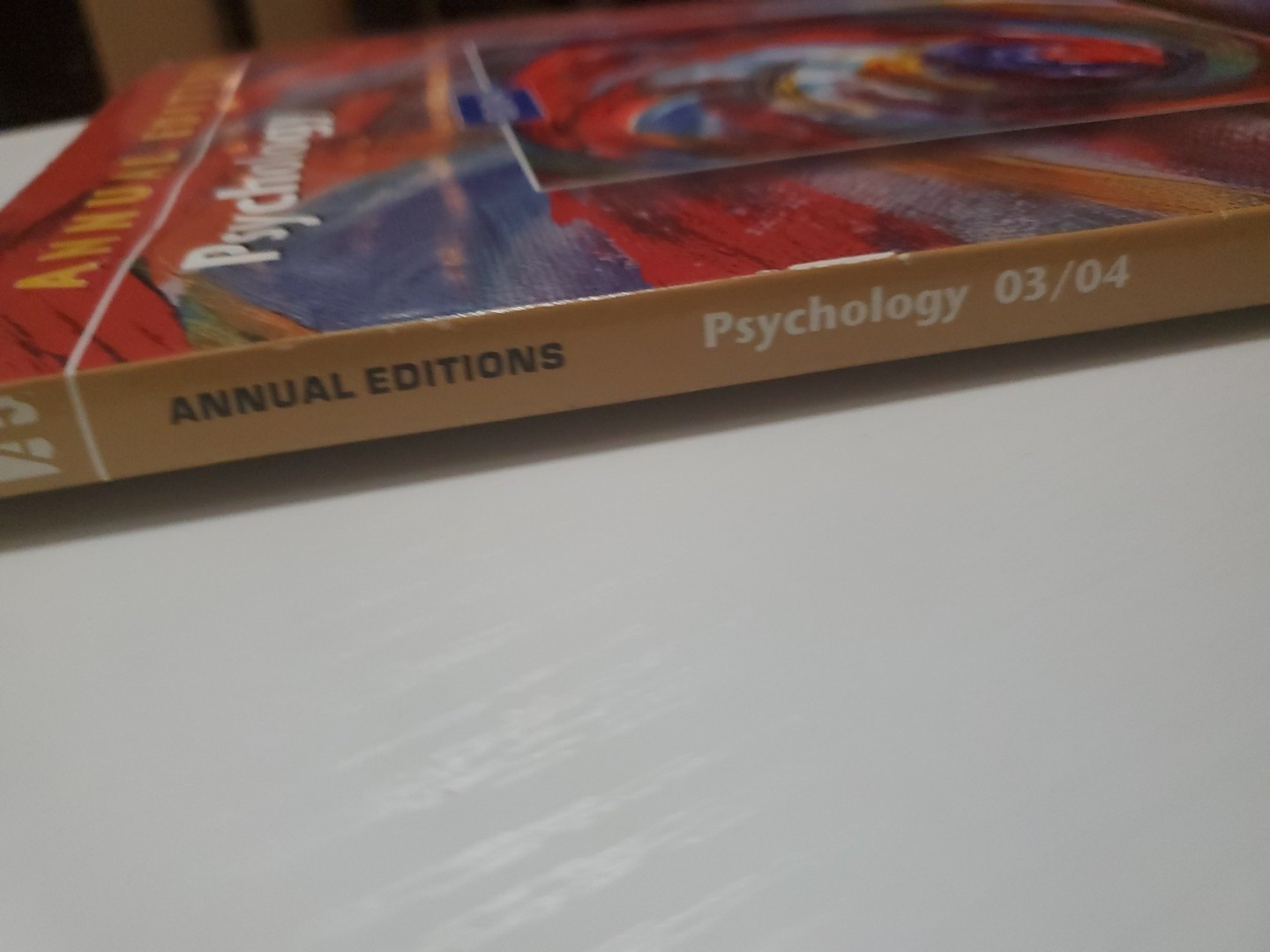 Annual Editions Psychology 03/04 Dushkin McGraw Hill Trade Paperback Textbook