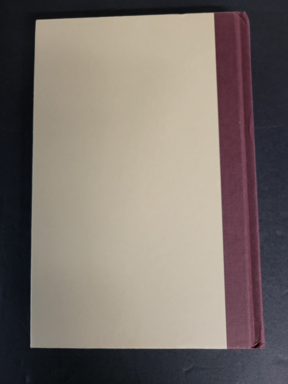 THE PEA AND THE SUN Mathematical Paradox by L. Wapner (2005, HCDJ) VERY GOOD