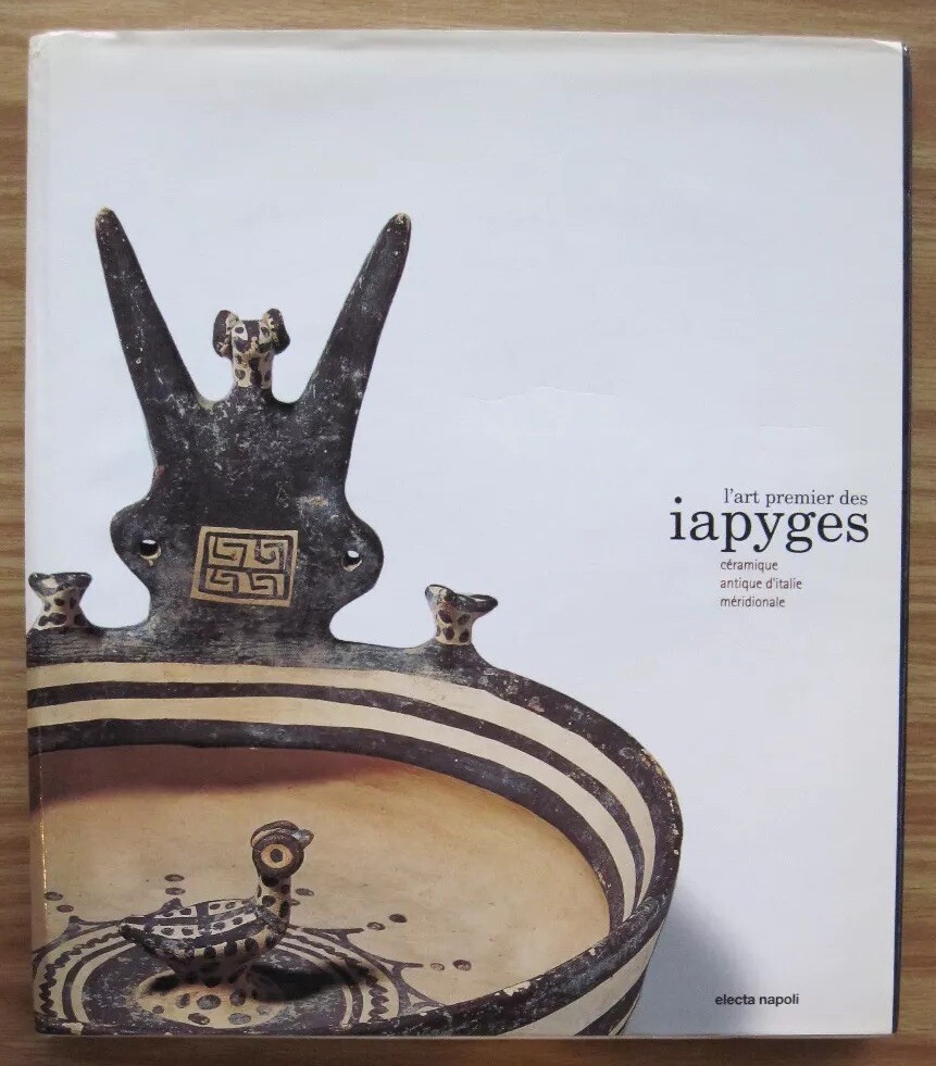 4 Art Book and Exhibition Catalogue Lot Confluencias Inside, John Walker, etc.