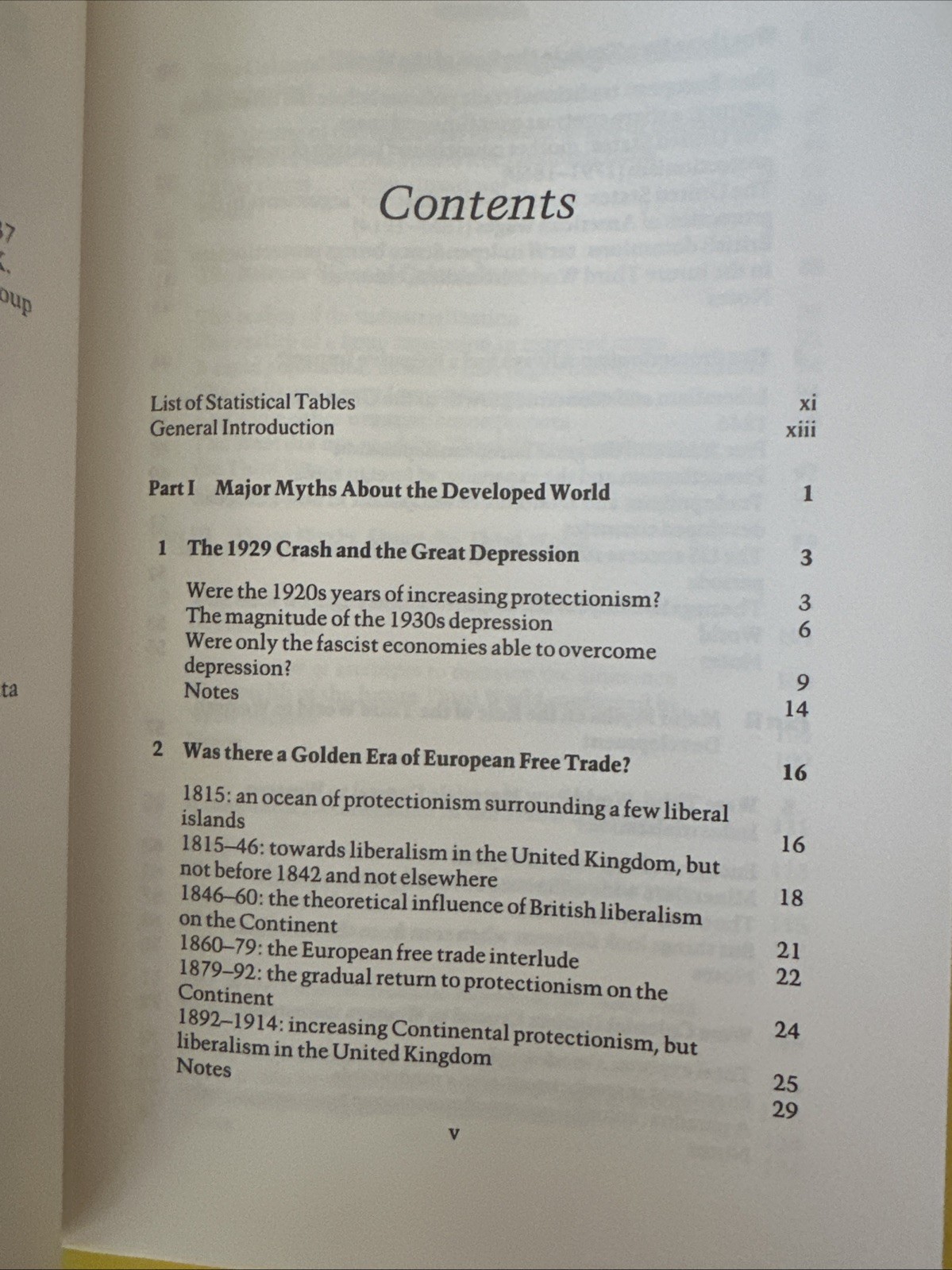 Economics and World History: Myths and Paradoxes