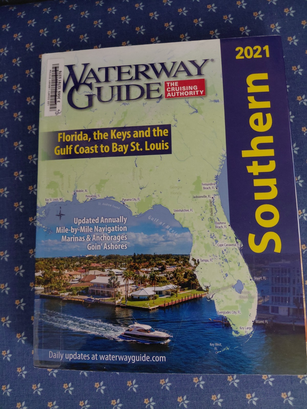 WATERWAY GUIDE SOUTHERN 2021 paperback By Waterway Guide Media USED frmr library