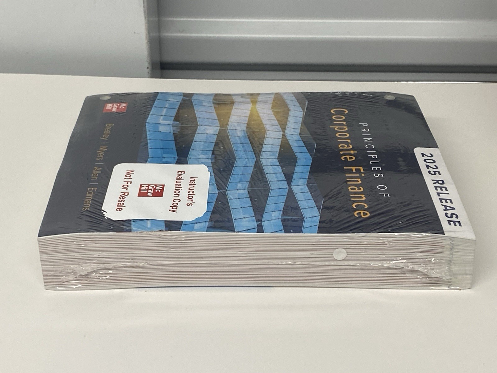 LOOSE-LEAF FOR PRINCIPLES OF CORPORATE FINANCE 2025 RELEASE NEW & SEALED