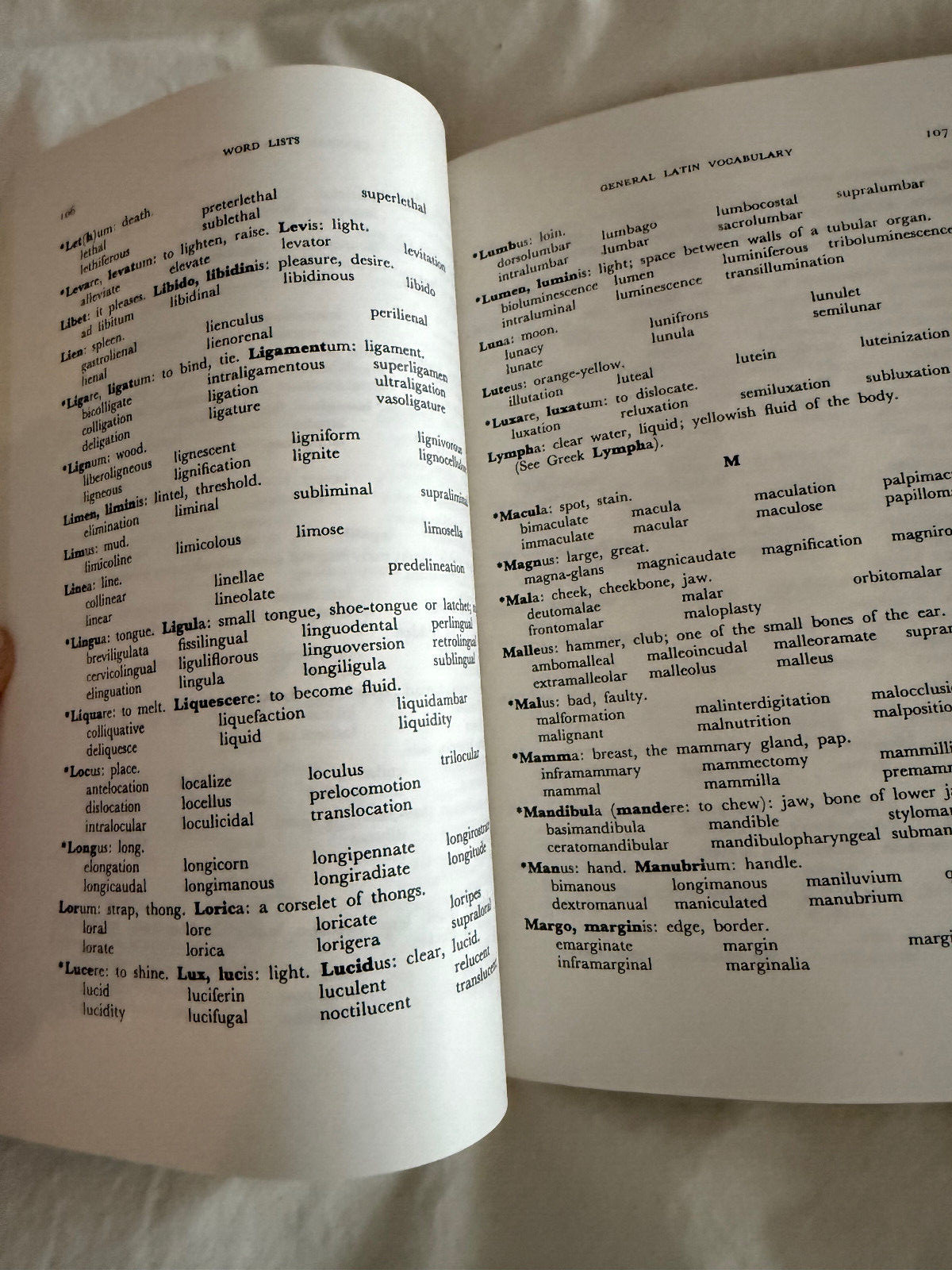 Greek and Latin in Scientific Terminology, Nybakken, 1981, SB