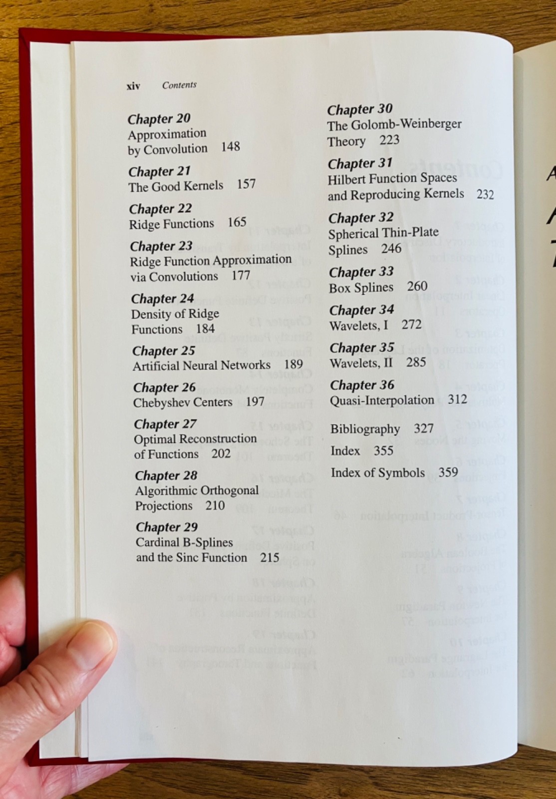 Brooks/Cole Ser. in Adv Math: Course in Approximation Theory by Cheney & Light