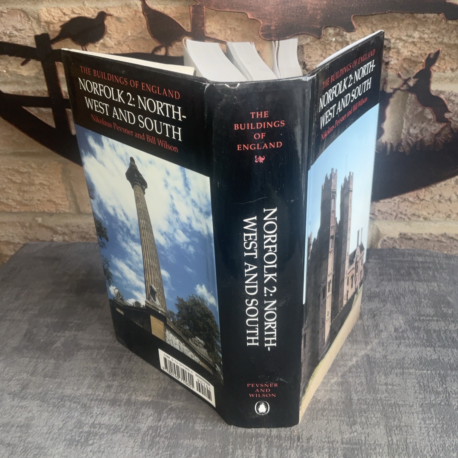 The Buildings Of England Norfolk 2 North-West & South DJ HB 1999 Bill Wilson