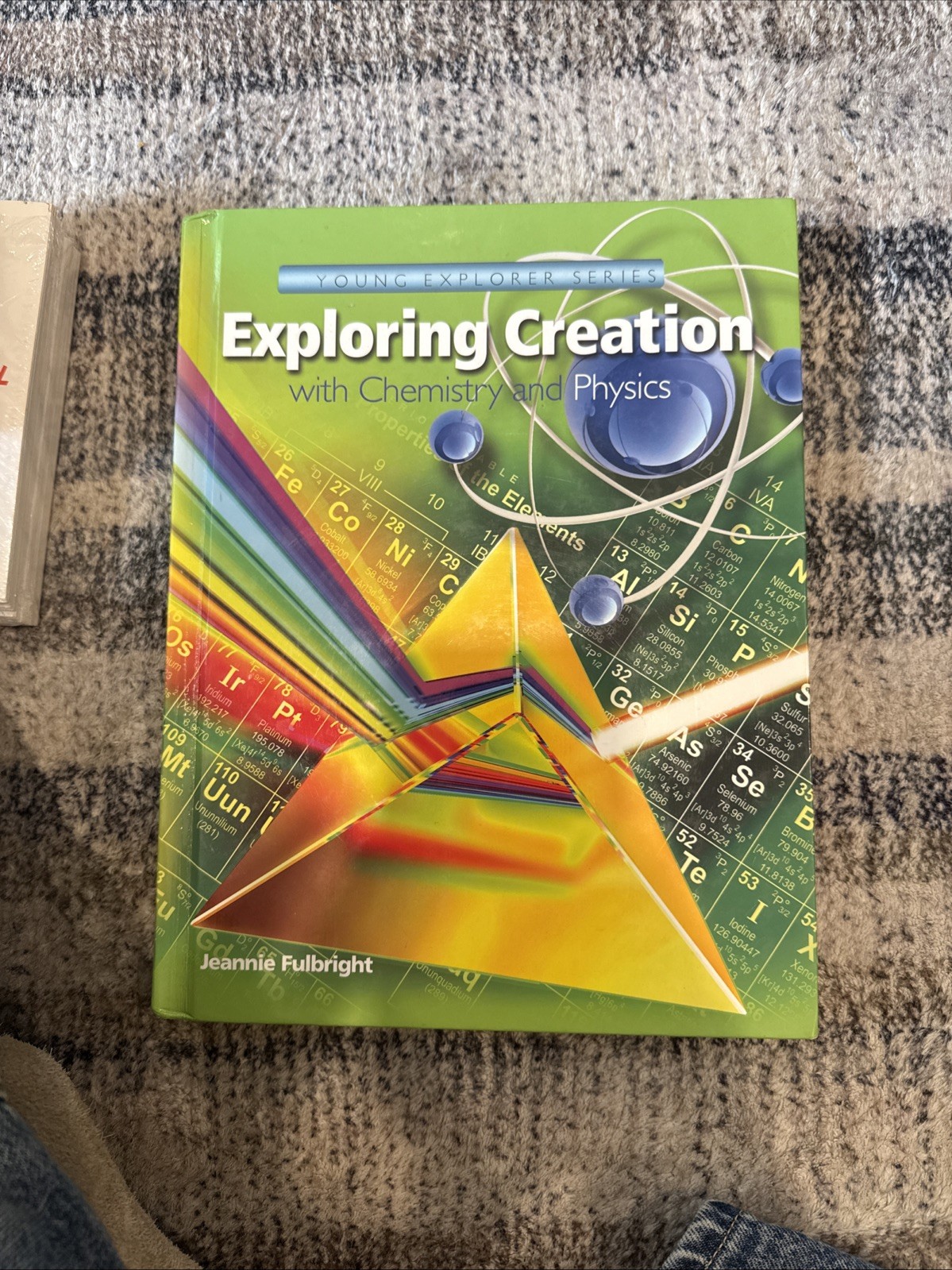 Young Explorer Series: Exploring Creation with Chemistry & Physics