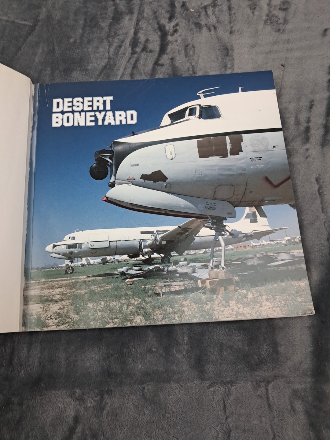 Desert Boneyard Davis Monthan A.F.B. Arizona Philip D. Chinnery pb