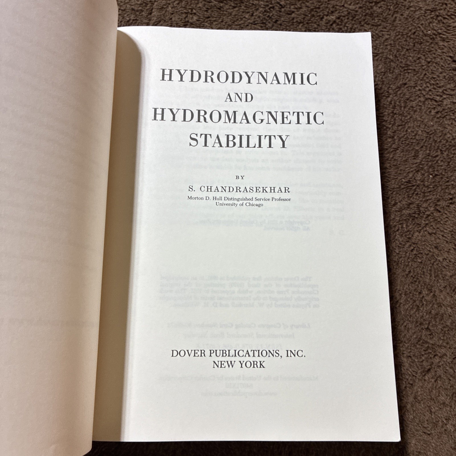 Hydrodynamic and Hydromagnetic Stability (1981 Trade Paperback) Dover