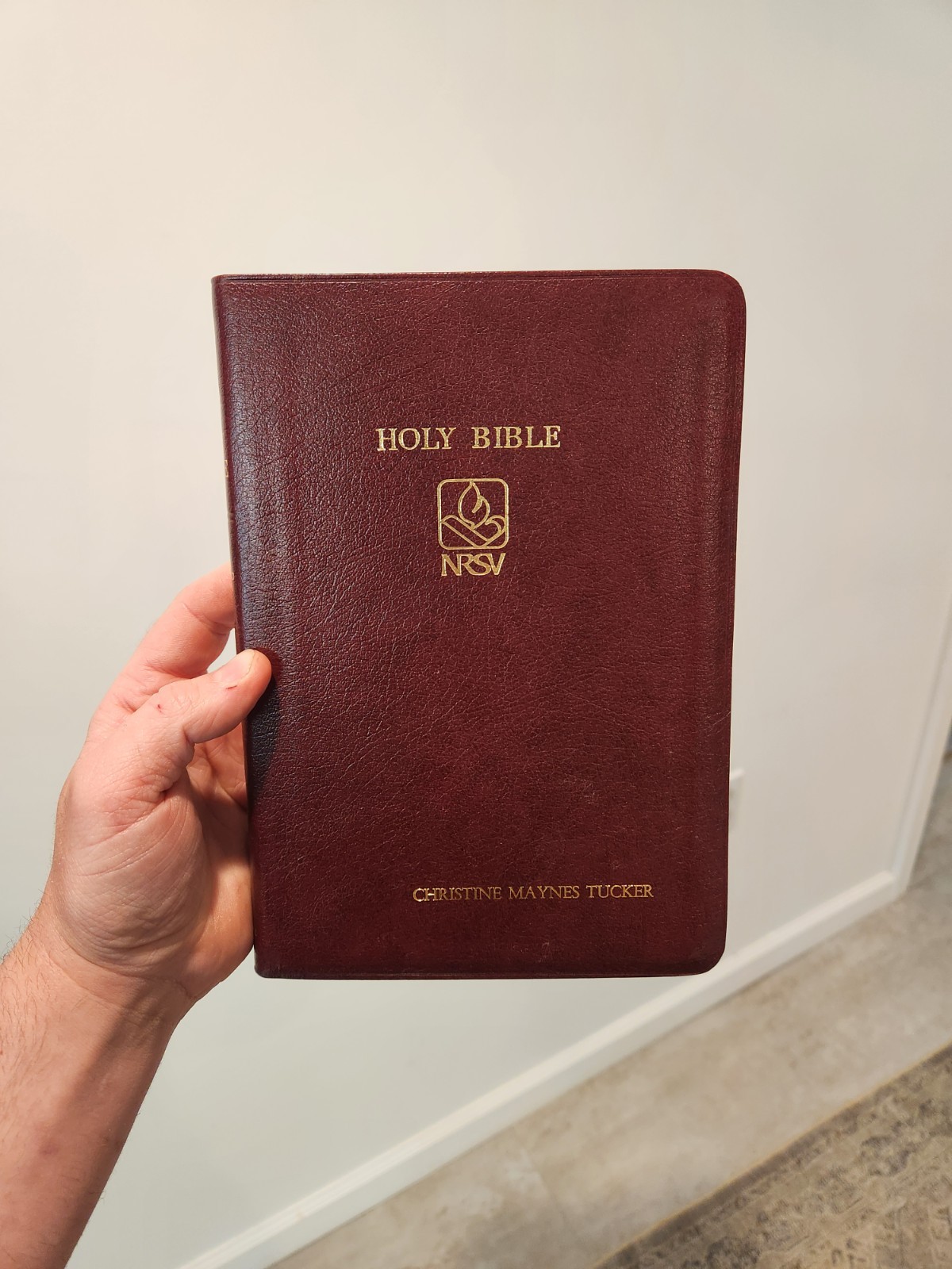 Holy Bible NRSV Minster Text Edition Dark Red Bonded Leather Burgundy Cambridge