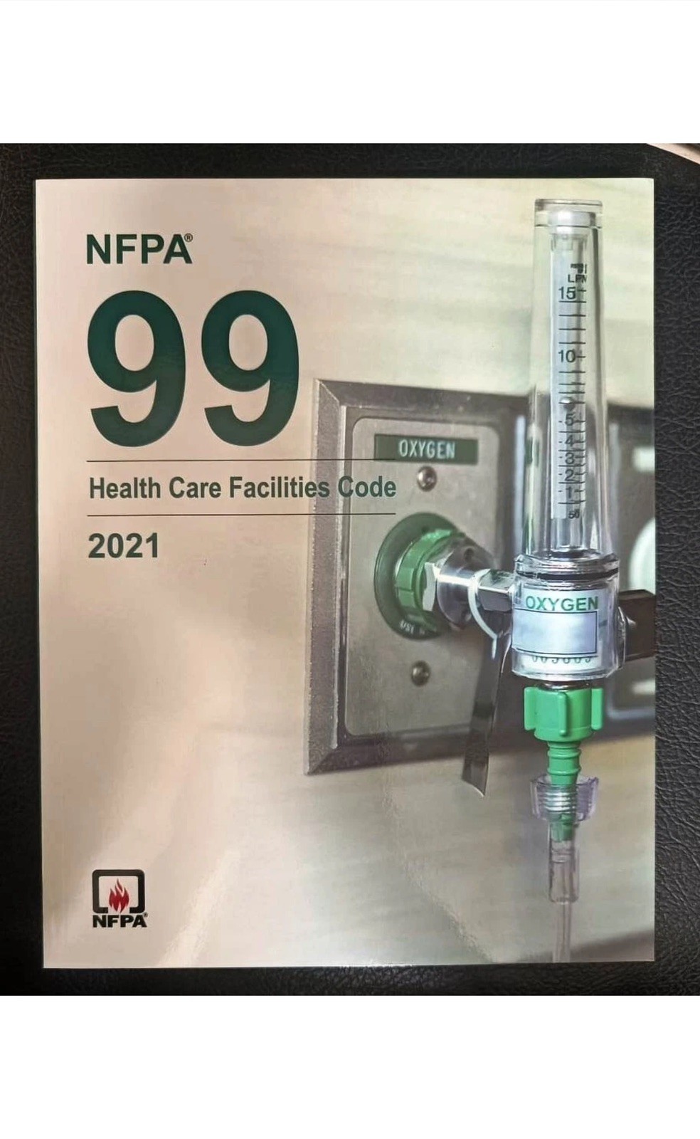 NFPA 99 Health Care Facilities Code 2021 Edition 2021 PAPERBACK USA STOCK.