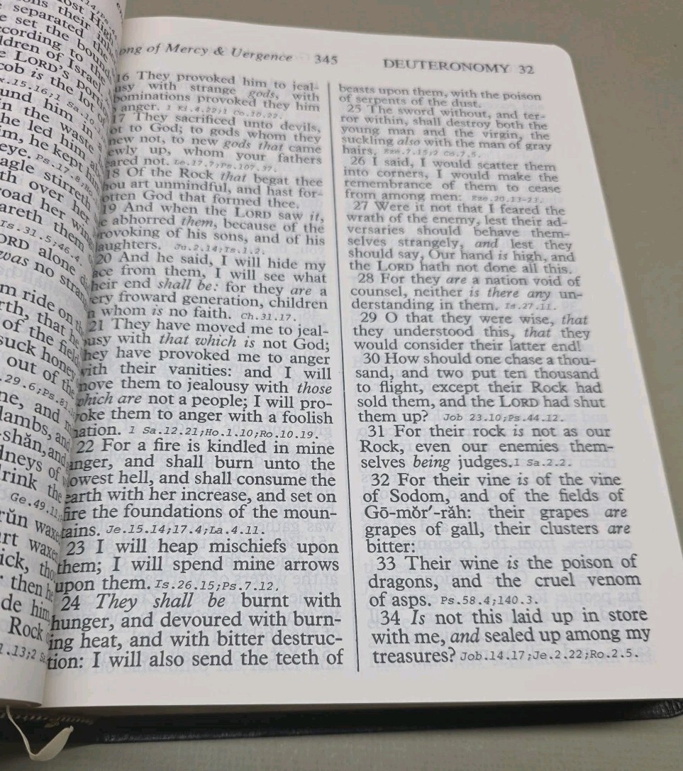 Holy Bible Giant Print Manna Edition KJV Red Letter Concordance New in Box