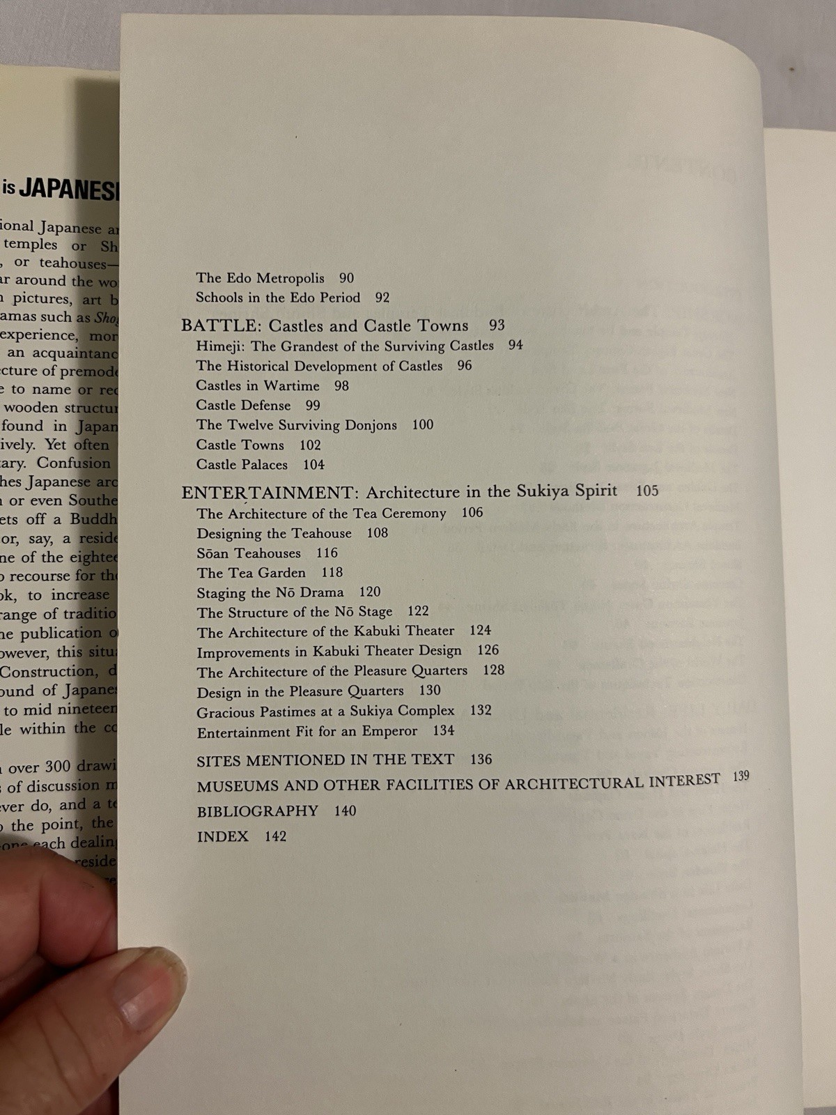 What Is Japanese Architecture? : A Survey of Traditional Japanese by Kazuo Nishi