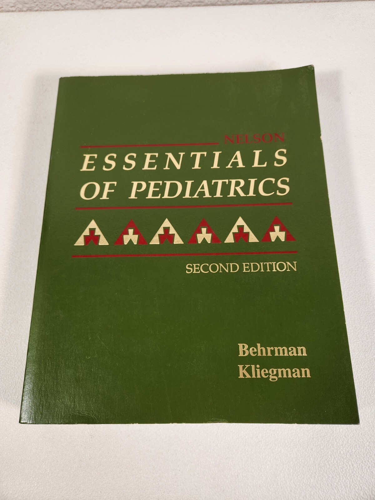 Nelson Essentials of Pediatrics Second Edition Softcover 1994 Fast Ship