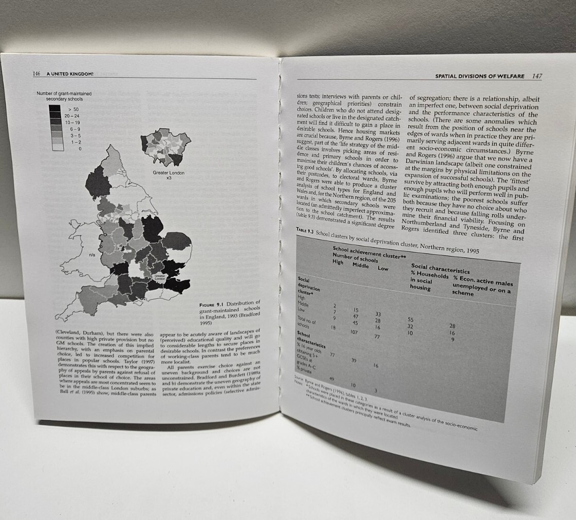 A United Kingdom?: Economic, Social and Political Geographies by John Mohan.