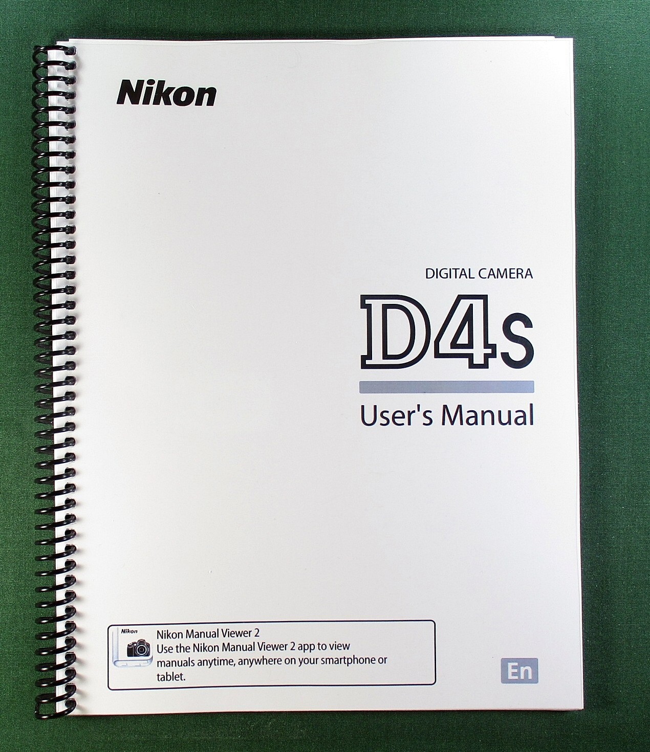 Nikon D4s User’s Manual: 500 Pages & Protective Covers!