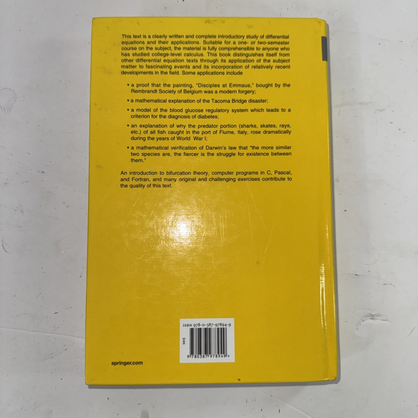 Differential Equations and Their Applications : An Introduction t