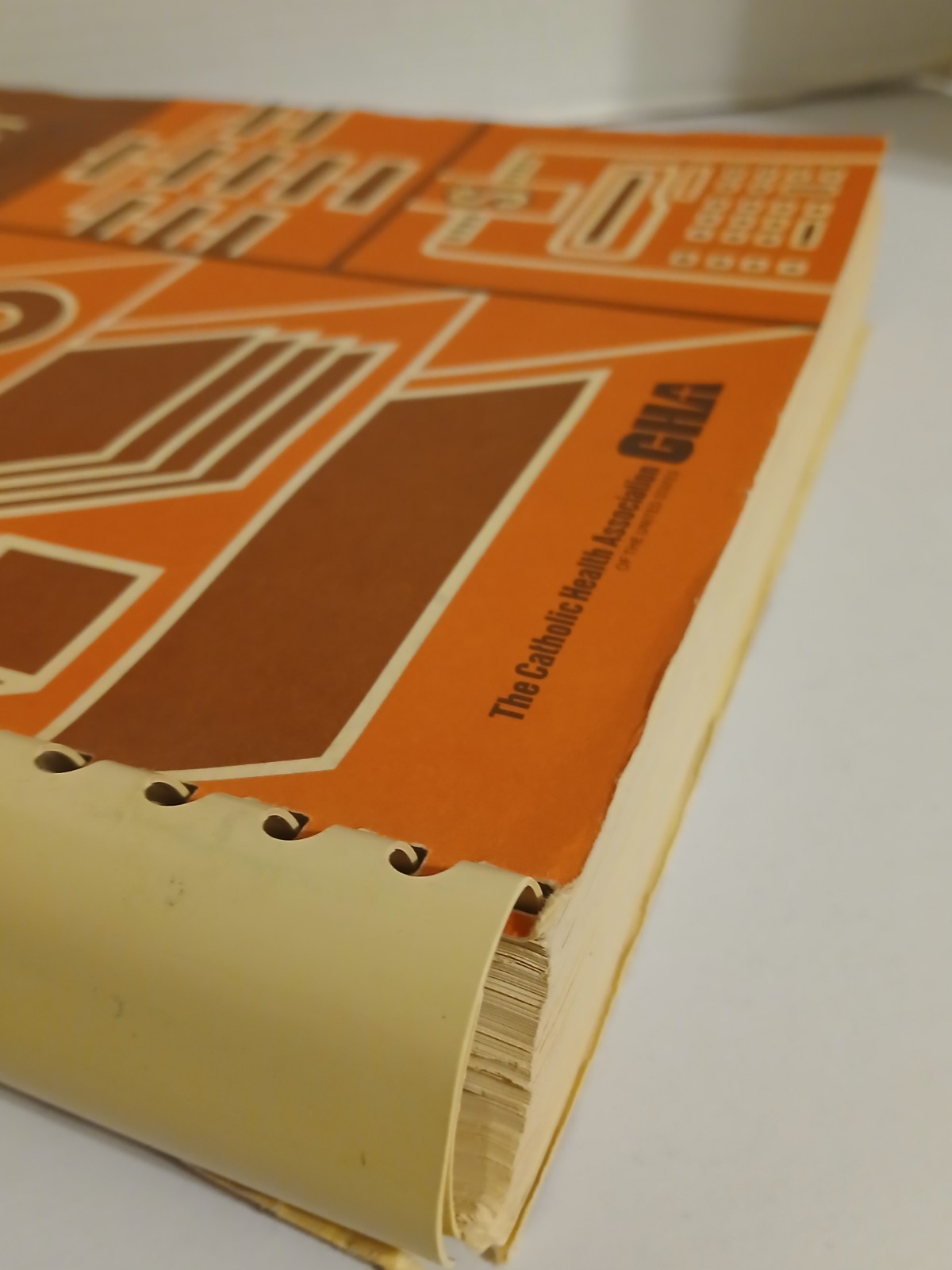 MATERIALS MANAGEMENT: POLICY AND PROCEDURE MANUAL By Jamie C. Kowalski 1982