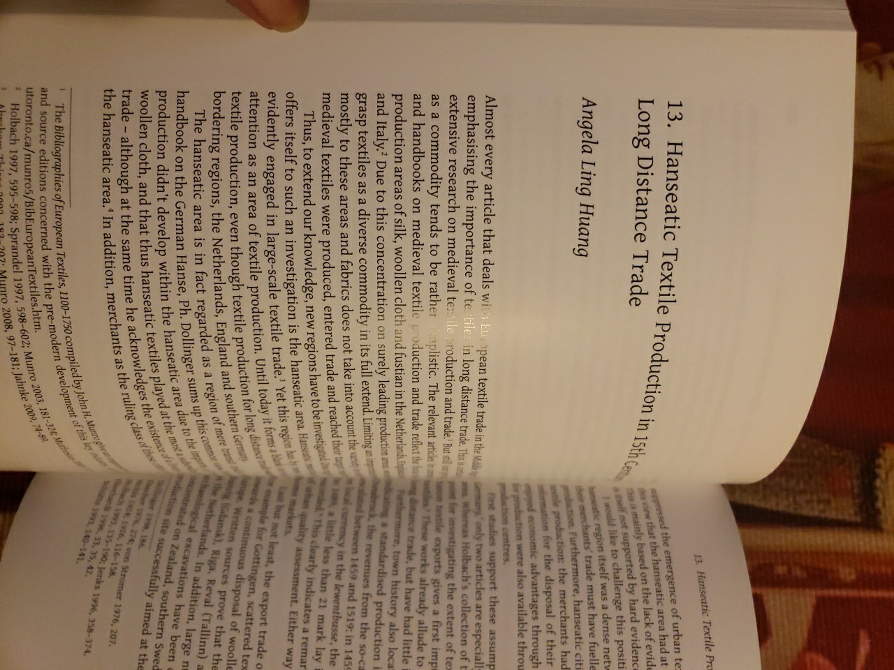 Textiles & the Medieval Economy: Production, Trade (2015, SC) Mint Condition