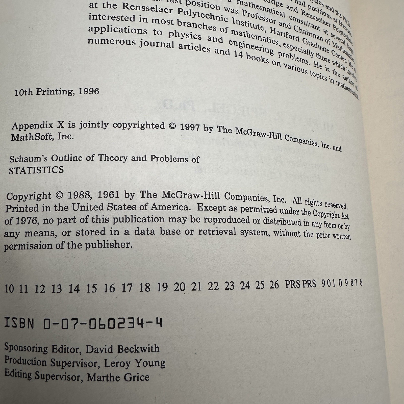 Schaum’s Outline of Statistics – paperback, Murray R Spiegel, 9780070602816