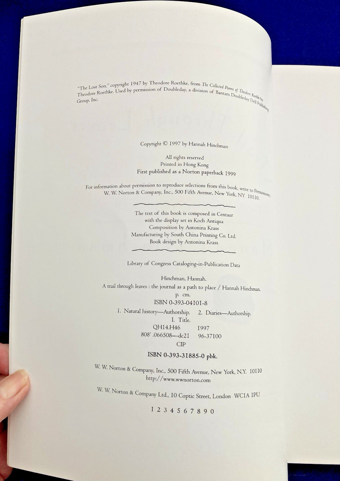 A Trail Through Leaves : The Journal as a Path to Place by Hannah Hinchman 1997