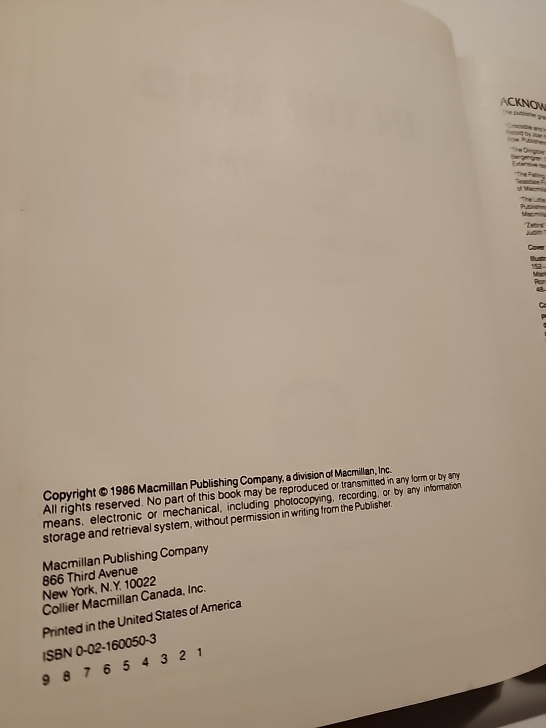 In The Wild [Reading Text Book Level 5] Hardcover (B2)