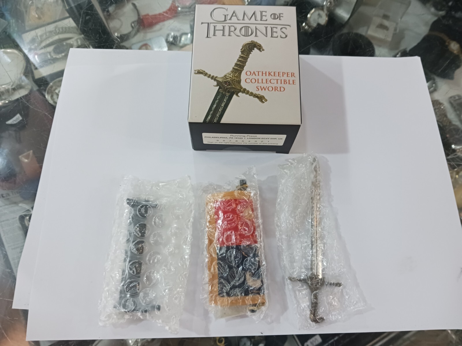 Game of Thrones Oathkeeper Collectible Sword Deluxe Mega Kit BY RUNNING PRESS