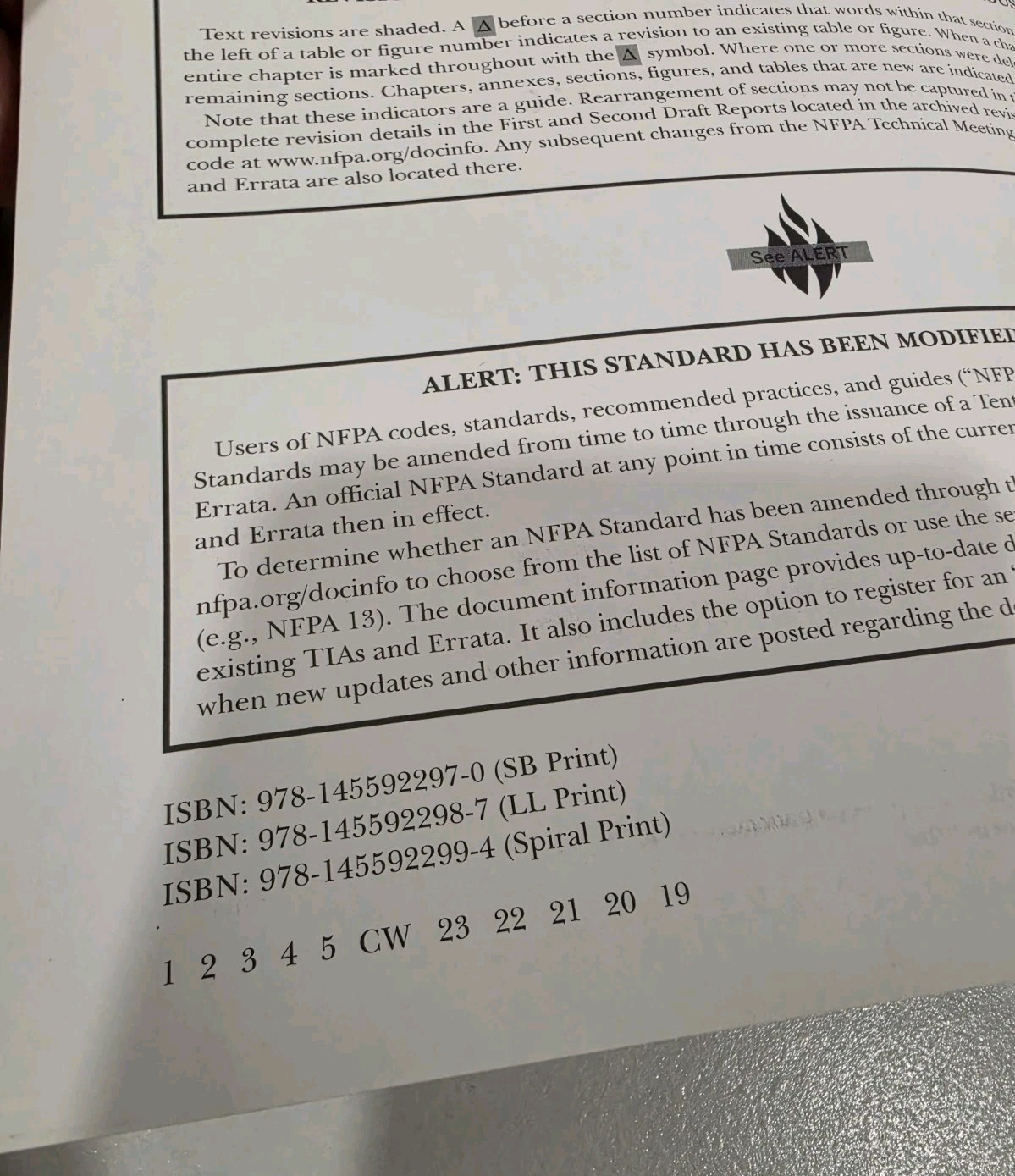 NFPA 70, National Electrical Code Handbook : 2020 Edition by National Fire…