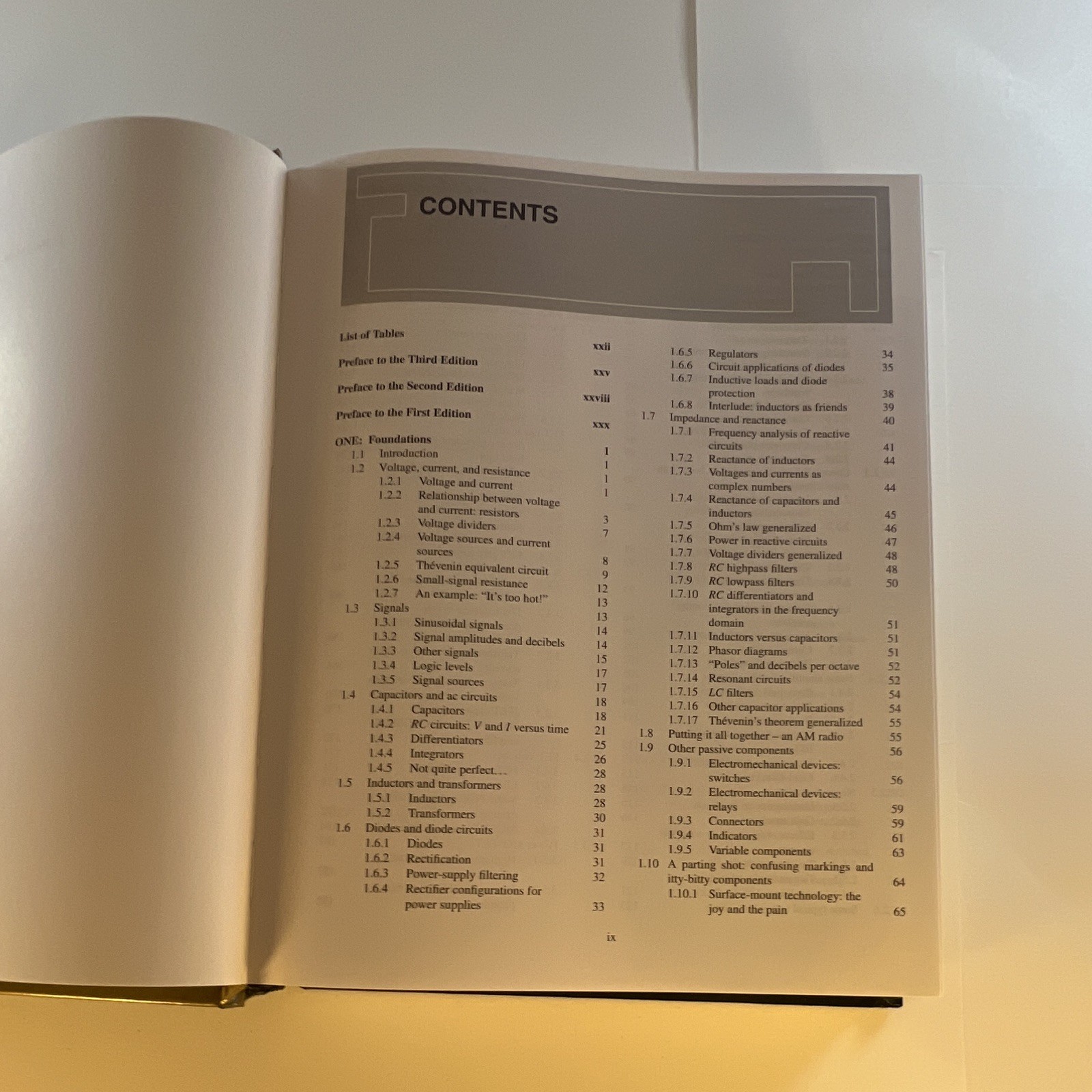 The Art of Electronics 3rd Ed Horowitz/Hill 2015 HC Cambridge Univ Press